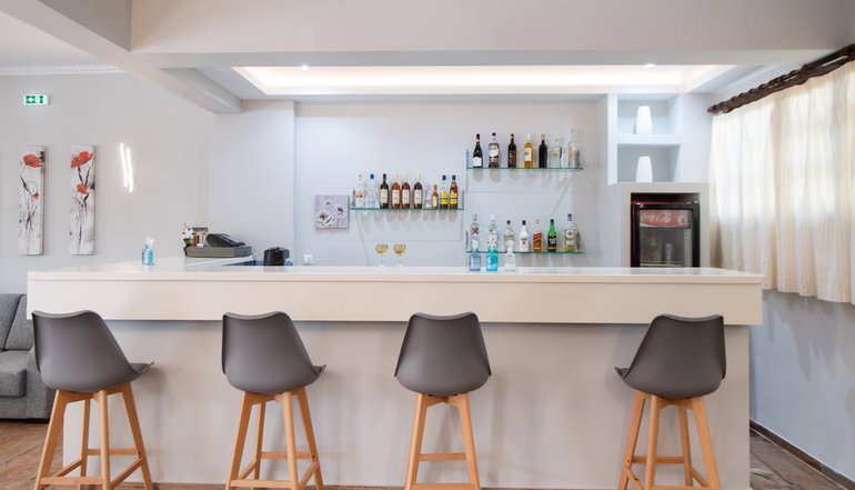Nostos Hotel
