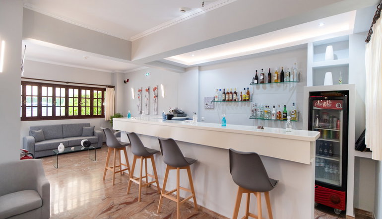 Nostos Hotel