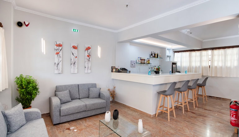 Nostos Hotel