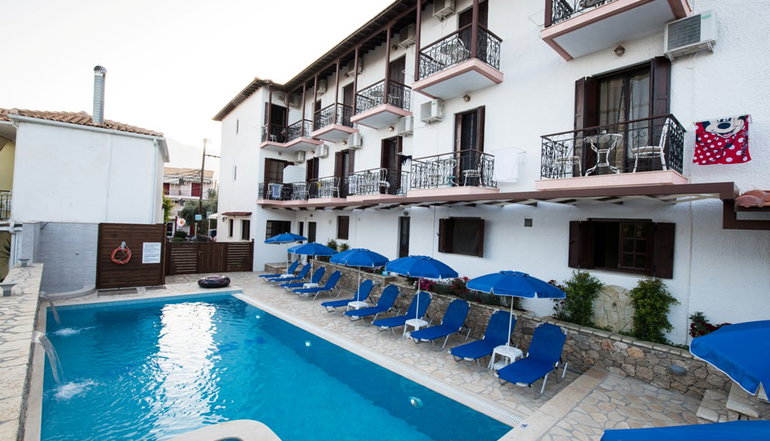 Nostos Hotel