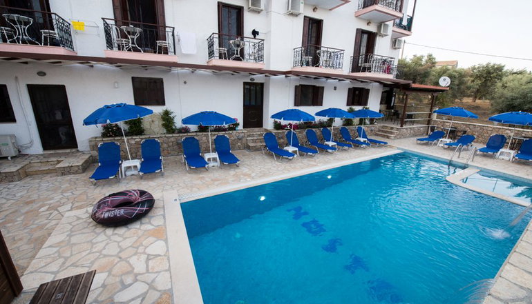 Nostos Hotel