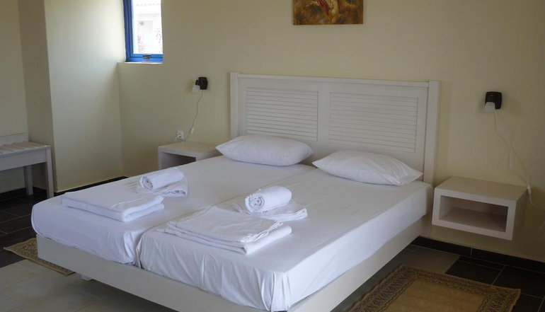Oasis Hotel - Καλό Νερό, Κυπαρισσία