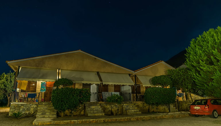 Oasis Studios - Άγιοι Πάντες, Γαλαξίδι