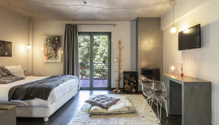 Oniropetra Boutique Hotel