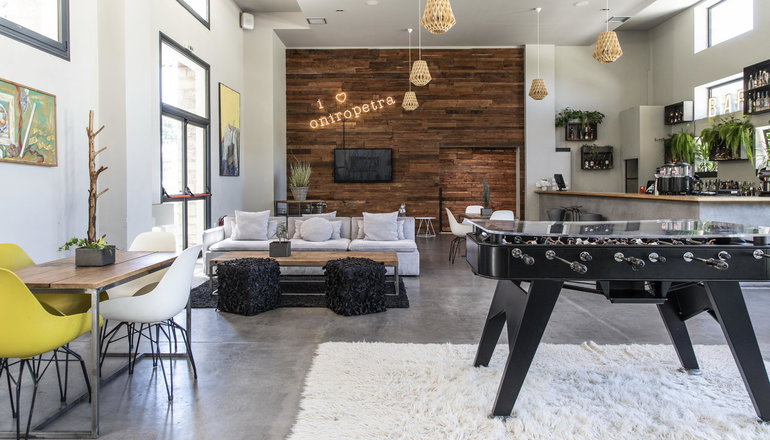 Oniropetra Boutique Hotel