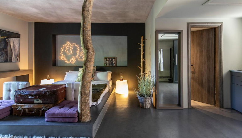 Oniropetra Boutique Hotel
