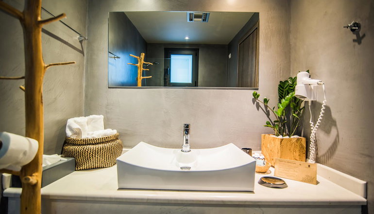 Oniropetra Boutique Hotel