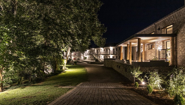 Oniropetra Boutique Hotel