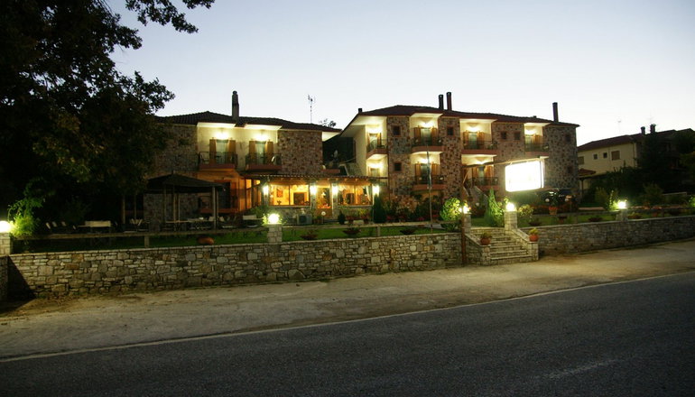 Orama Hotel & Suites