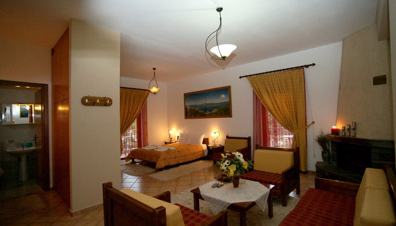 Orama Hotel & Suites