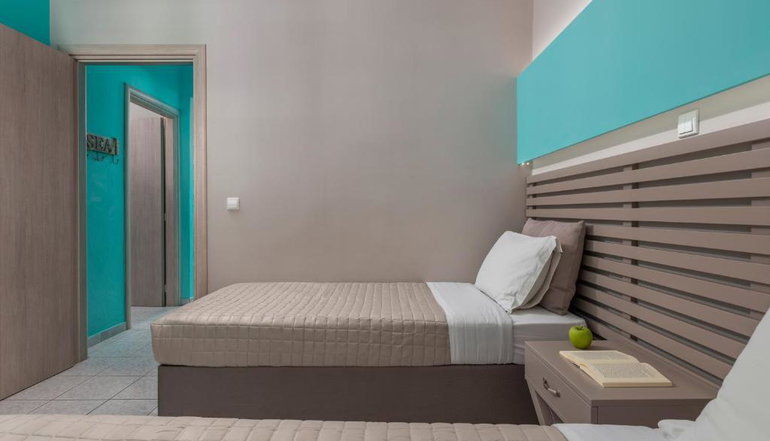 Ouzas Luxury Hotel