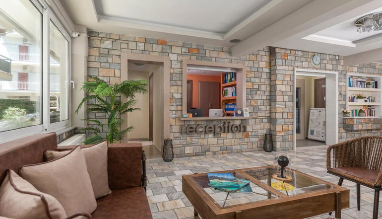 Ouzas Luxury Hotel