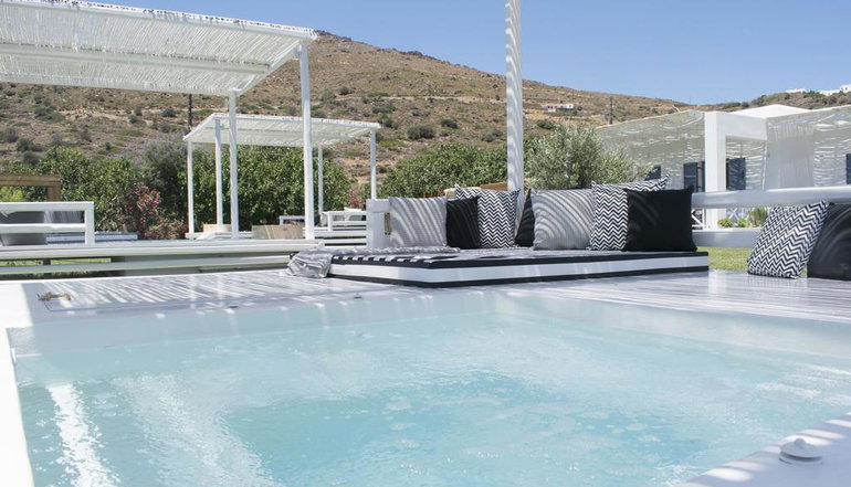 5* Ow Andros Luxury Suites