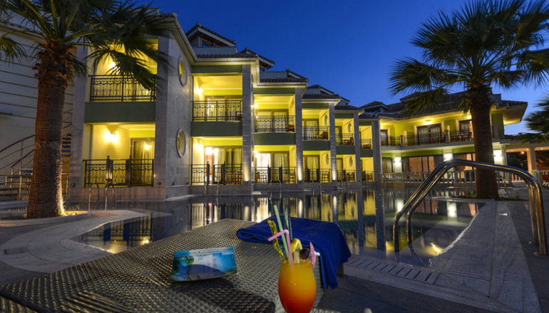 4* Palazetto Suites