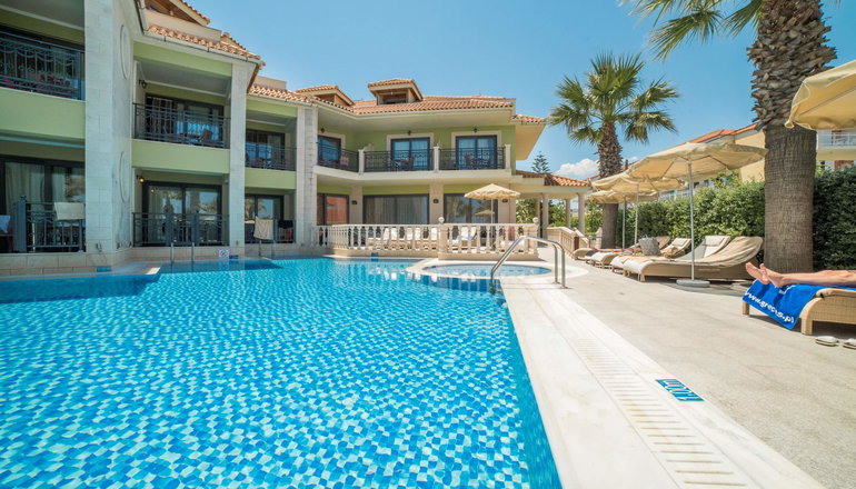 4* Palazetto Suites