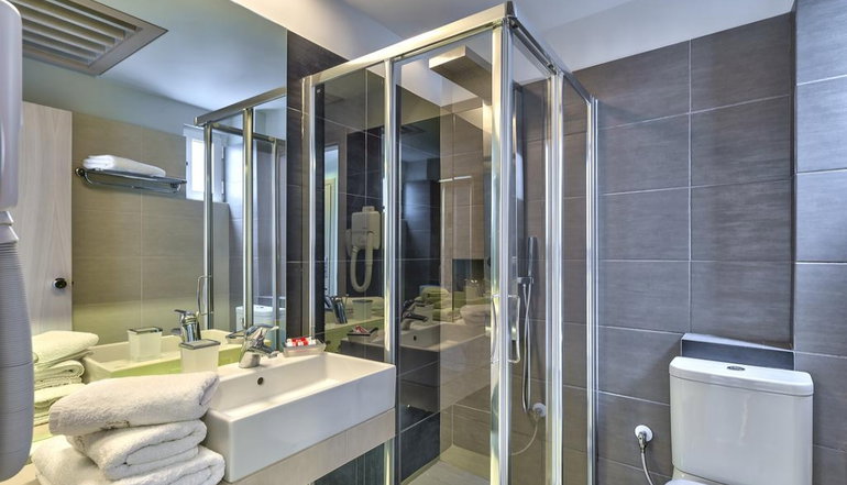 Palm Beach Hotel Apartments