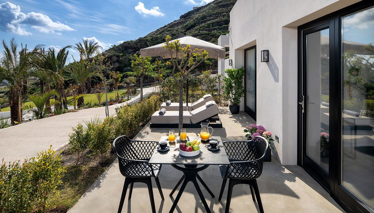 Palm Island Suites