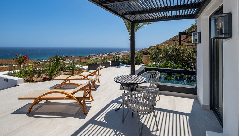 Palm Island Suites