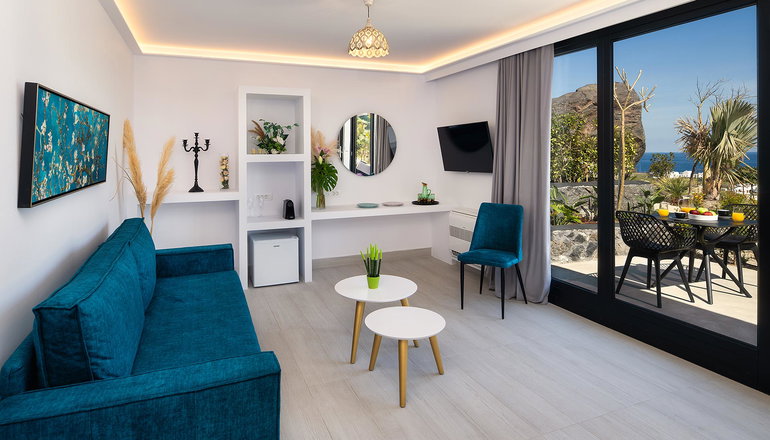 Palm Island Suites