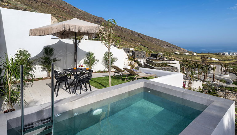 Palm Island Suites