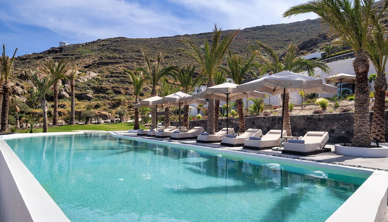Palm Island Suites