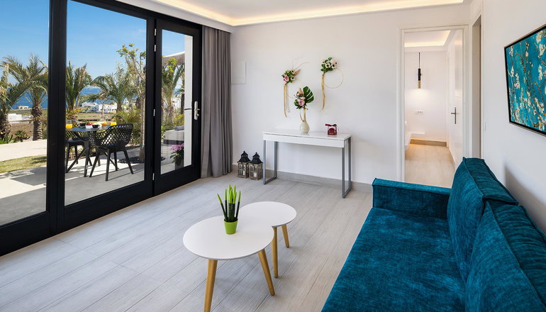 Palm Island Suites