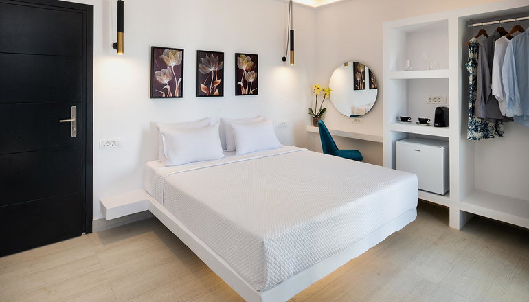 Palm Island Suites