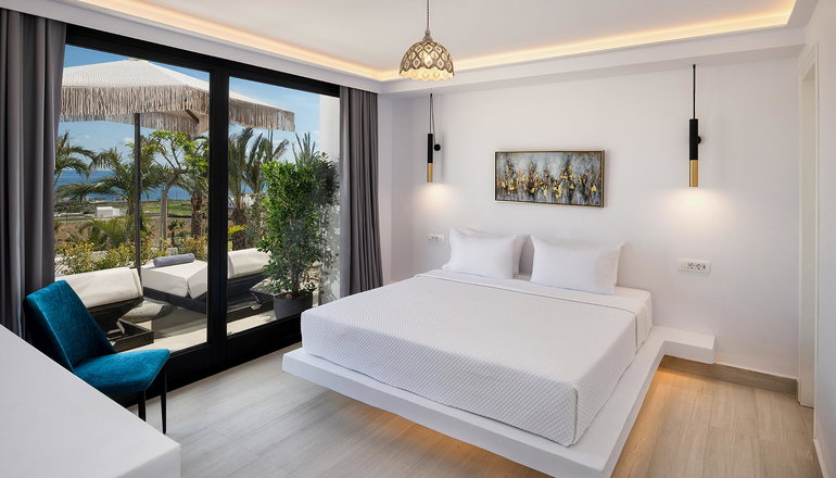 Palm Island Suites