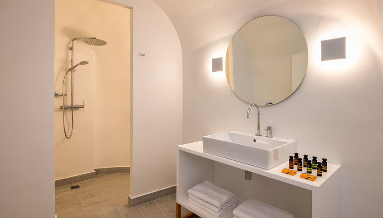 Palm Island Suites