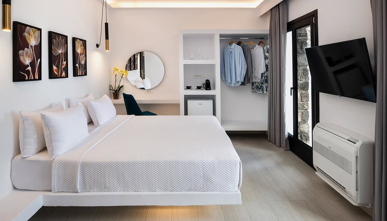 Palm Island Suites
