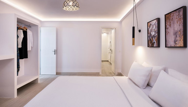 Palm Island Suites