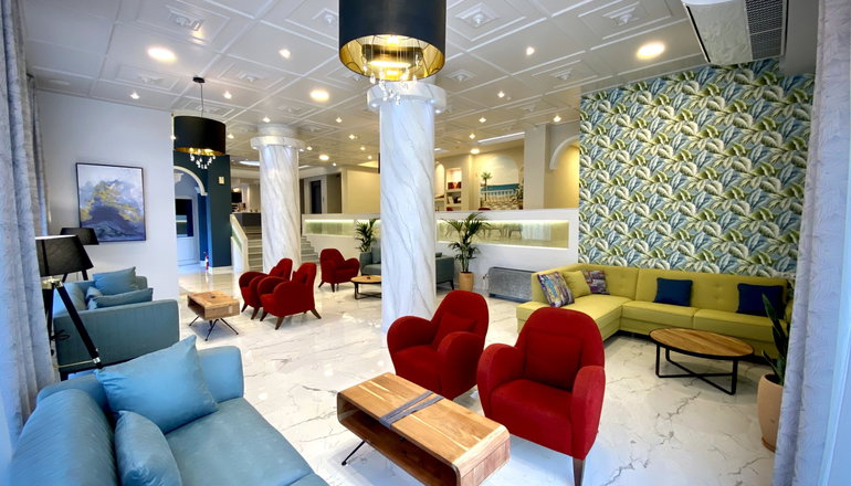 Paloma Blanca Hotel
