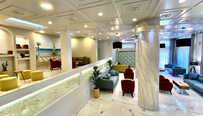 Paloma Blanca Hotel