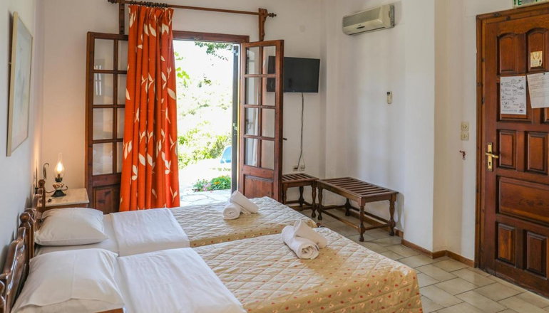 Pandora Studios & Apartments - Κολιός, Σκιάθος