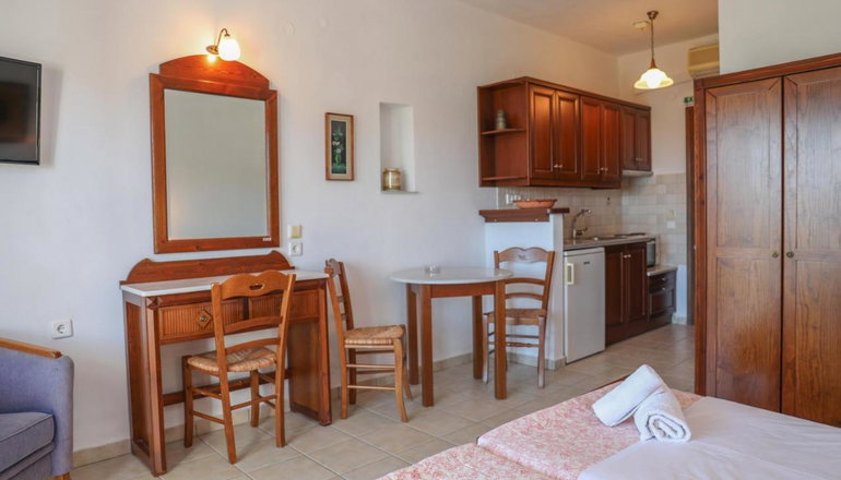 Pandora Studios & Apartments - Κολιός, Σκιάθος