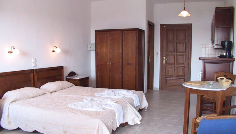 Pandora Studios & Apartments - Κολιός, Σκιάθος
