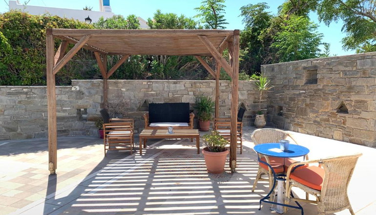 Pandrossos Hotel