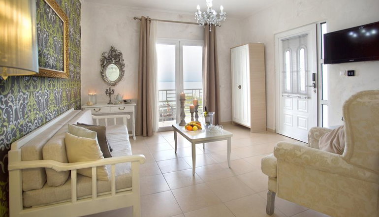 Panorama Suites & Spa