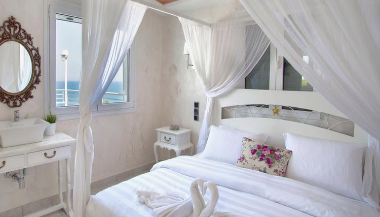 Panorama Suites & Spa