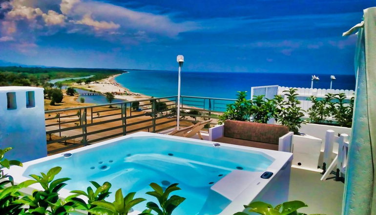 Panorama Suites & Spa