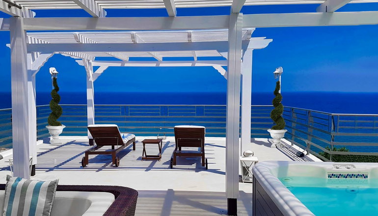 Panorama Suites & Spa