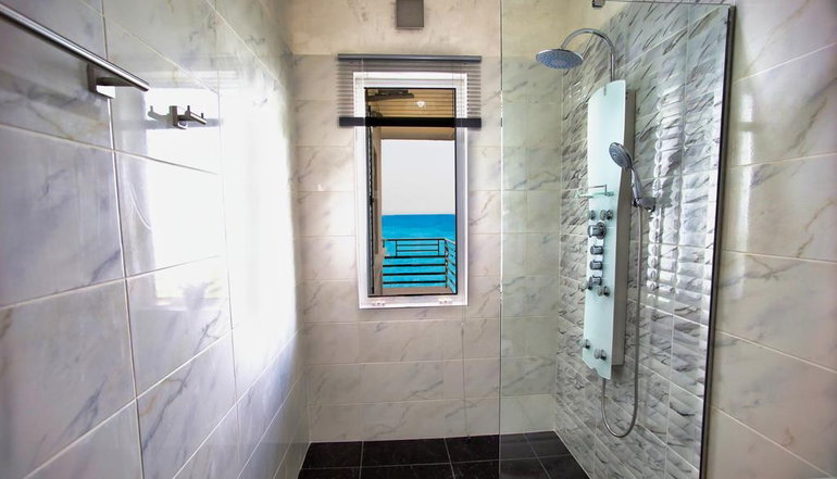 Panorama Suites & Spa