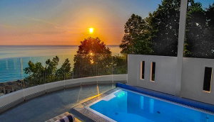 Panorama Suites & Spa