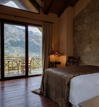 Dreamwood Chalet by Bill & John Apartments & Villas
