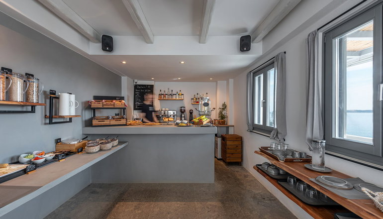 Paros Cape Suites