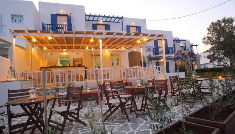 Paros Inn Seafront - Λογαράς, Πάρος