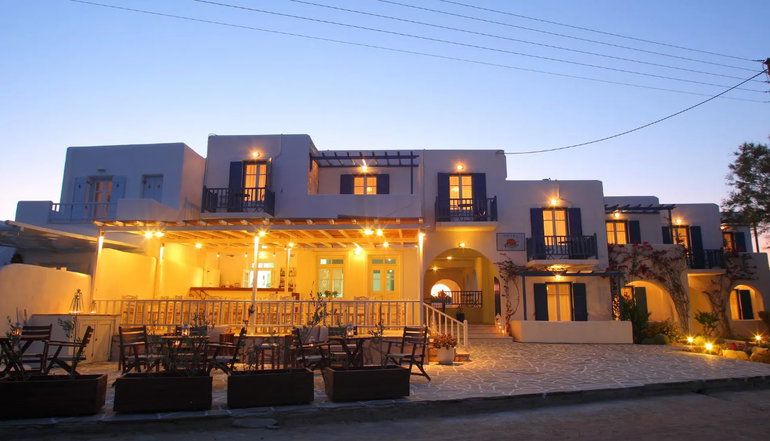 Paros Inn Seafront - Λογαράς, Πάρος