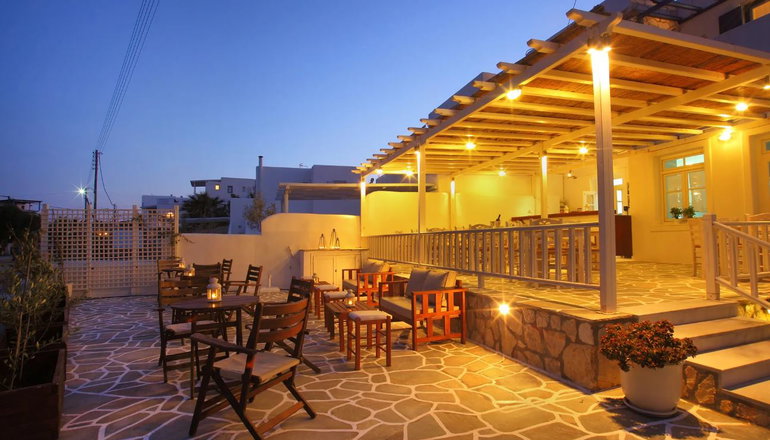 Paros Inn Seafront - Λογαράς, Πάρος