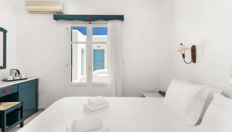 Paros Inn Seafront - Λογαράς, Πάρος