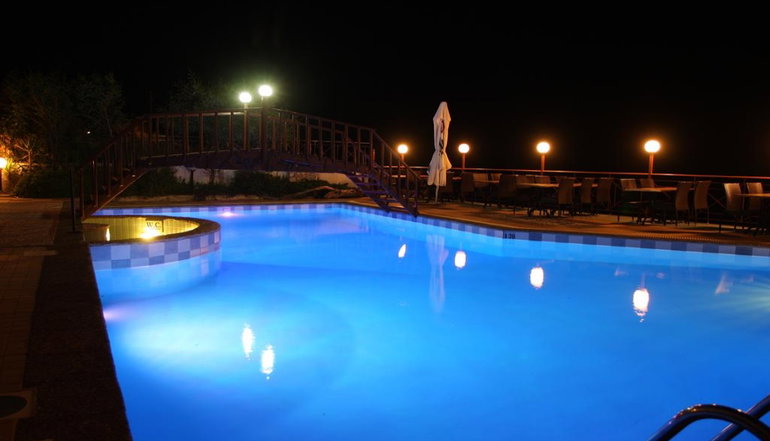 Pebble Beach Hotel